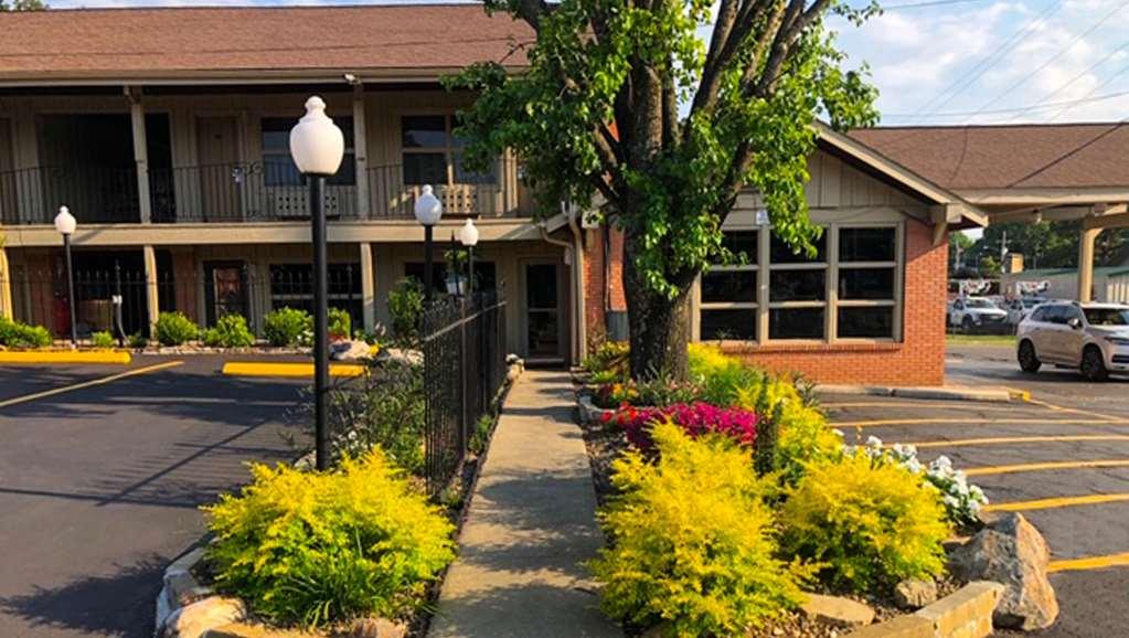 Charles Wesley Motor Lodge Downtown Broken Bow- Hochatown Екстериор снимка