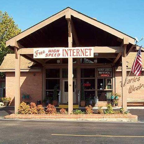 Charles Wesley Motor Lodge Downtown Broken Bow- Hochatown Екстериор снимка