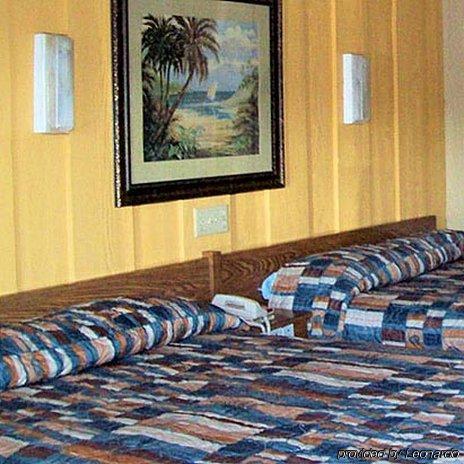 Charles Wesley Motor Lodge Downtown Broken Bow- Hochatown Стая снимка