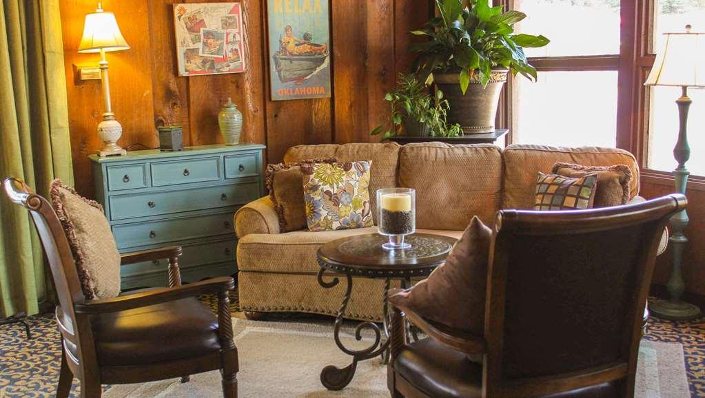 Charles Wesley Motor Lodge Downtown Broken Bow- Hochatown Интериор снимка